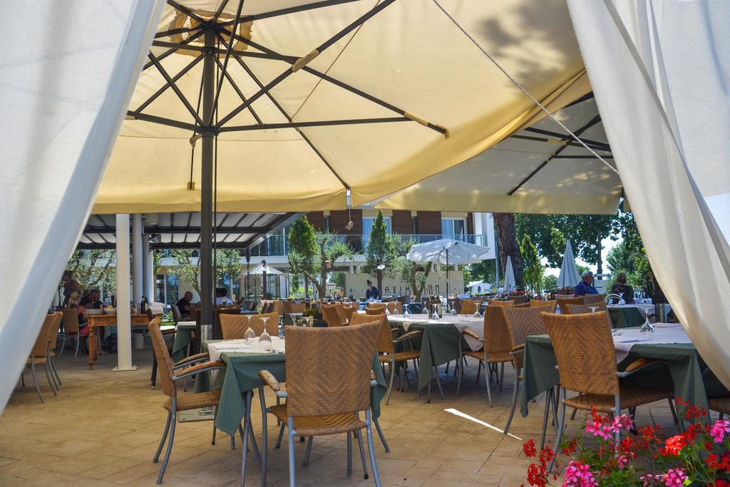 Hotel Maximilian Bardolino Exterior foto